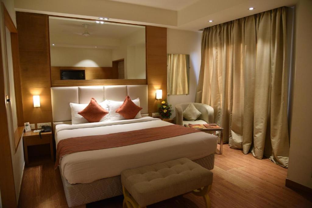 Hotel Gross Inn Near Igi Airport نيودلهي الغرفة الصورة