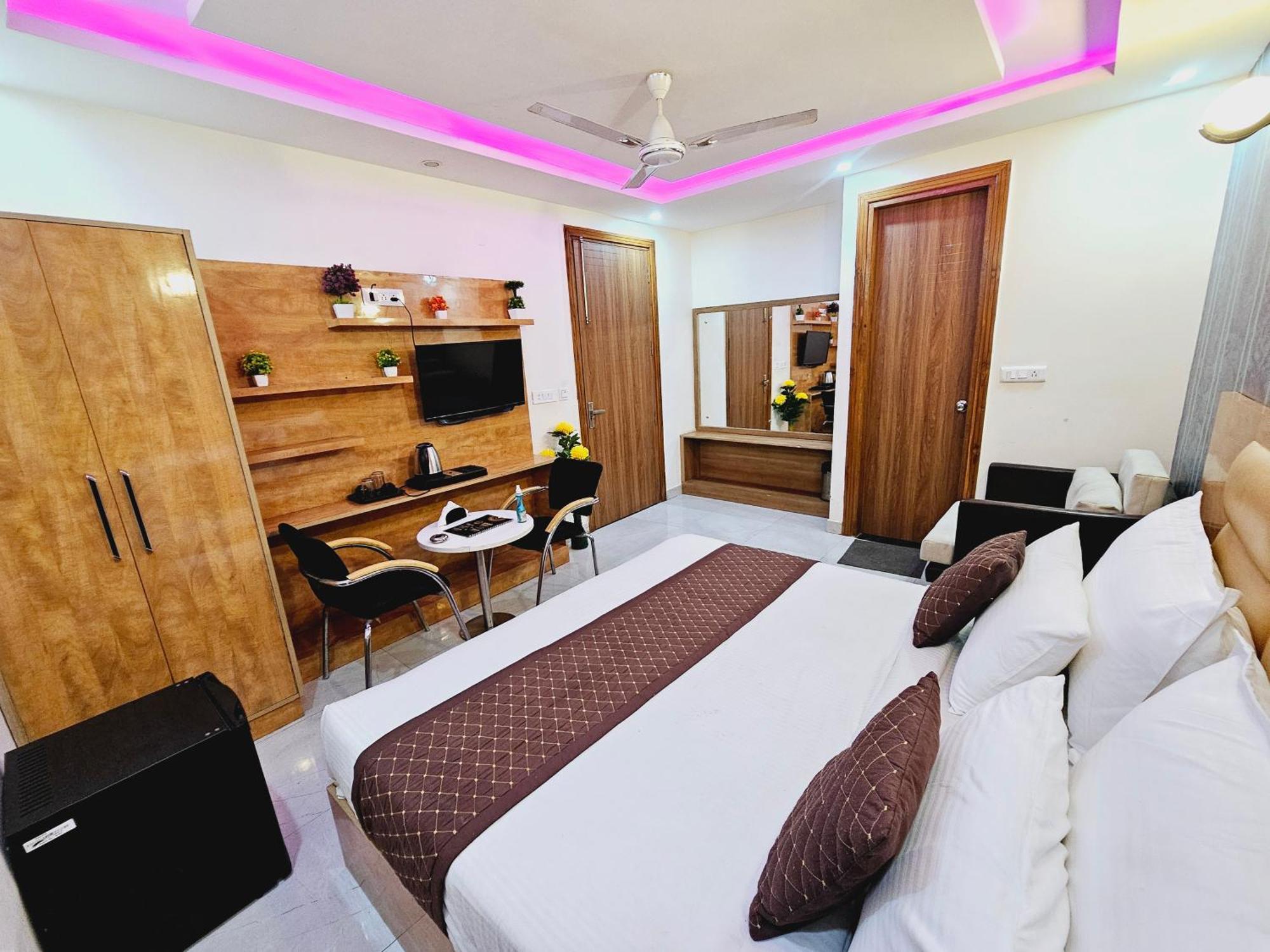 Hotel Gross Inn Near Igi Airport نيودلهي المظهر الخارجي الصورة